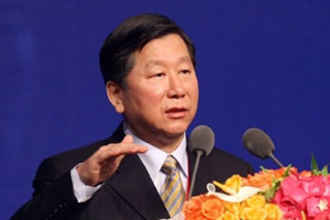 中国银监会主席尚福林：积极推进发行绿色金融债券和绿色信贷资产证券化